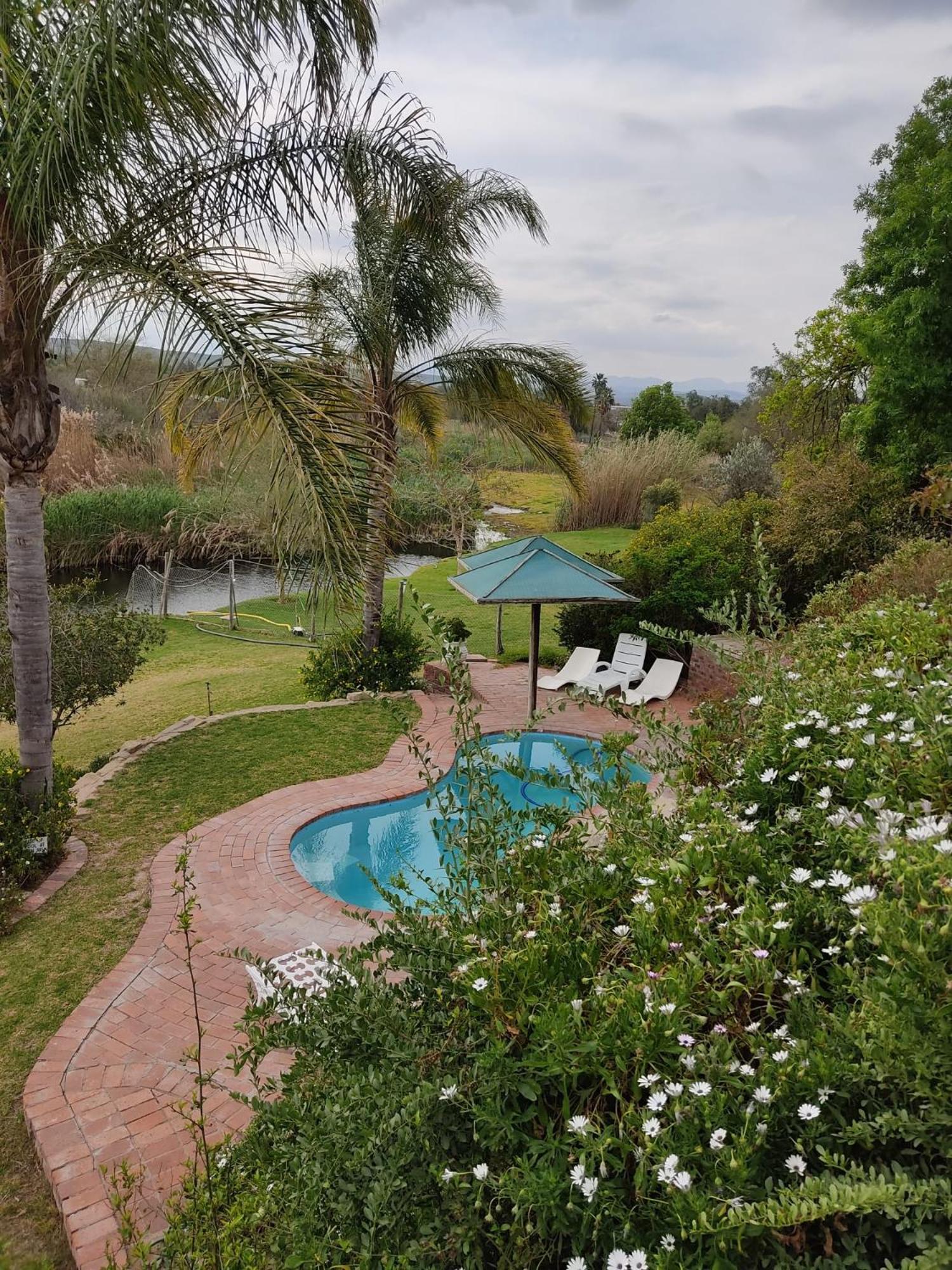 De Oude Yotclub Bed & Breakfast Oudtshoorn Exterior photo